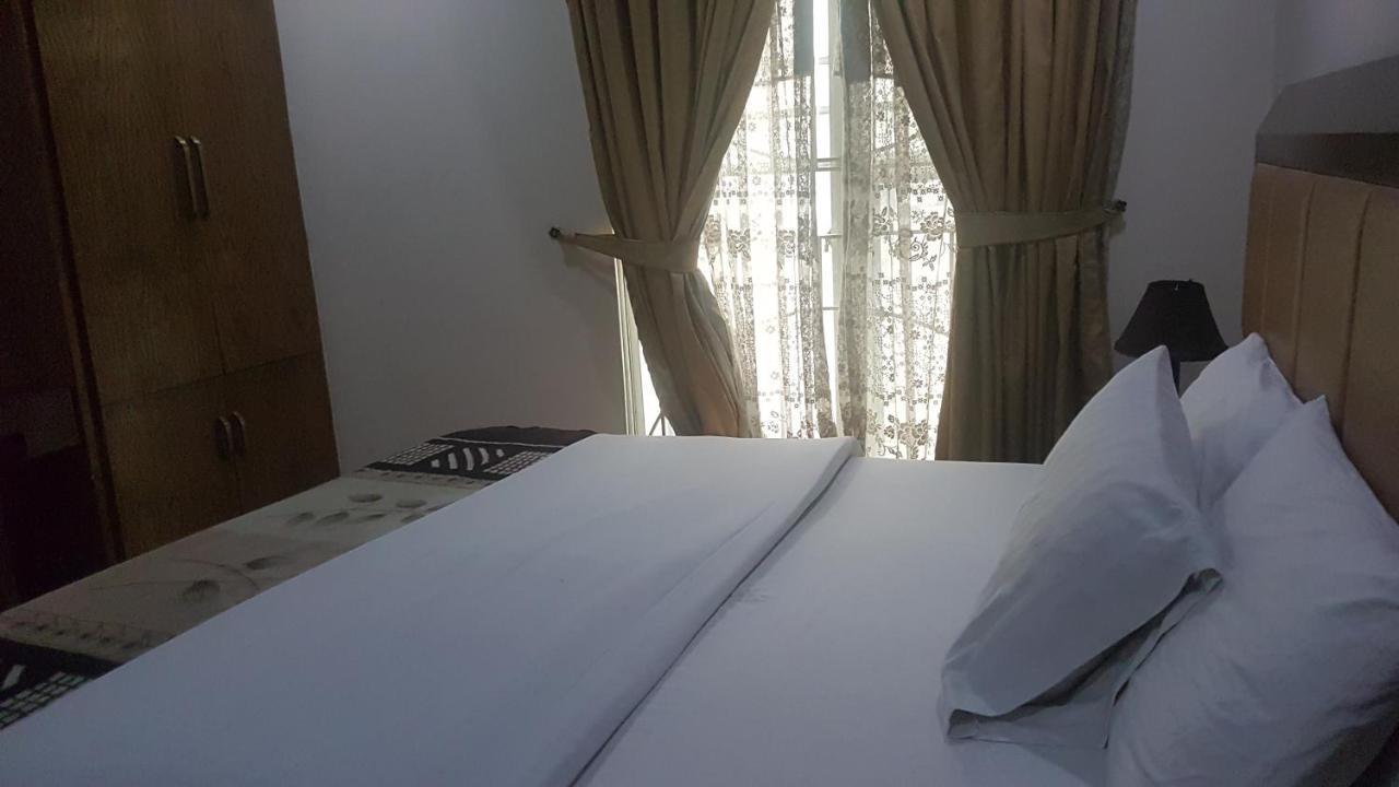 Midtown Hotel Rawalpindi Zewnętrze zdjęcie