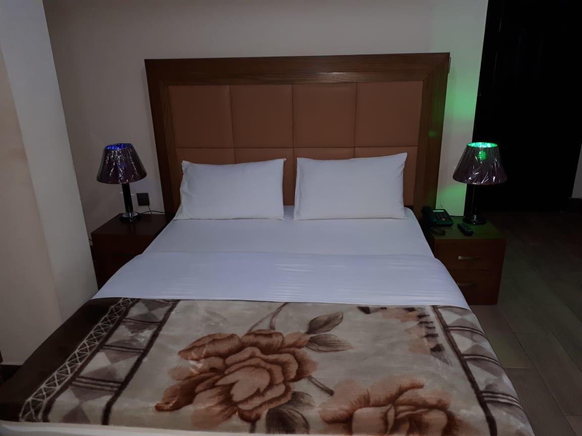 Midtown Hotel Rawalpindi Zewnętrze zdjęcie