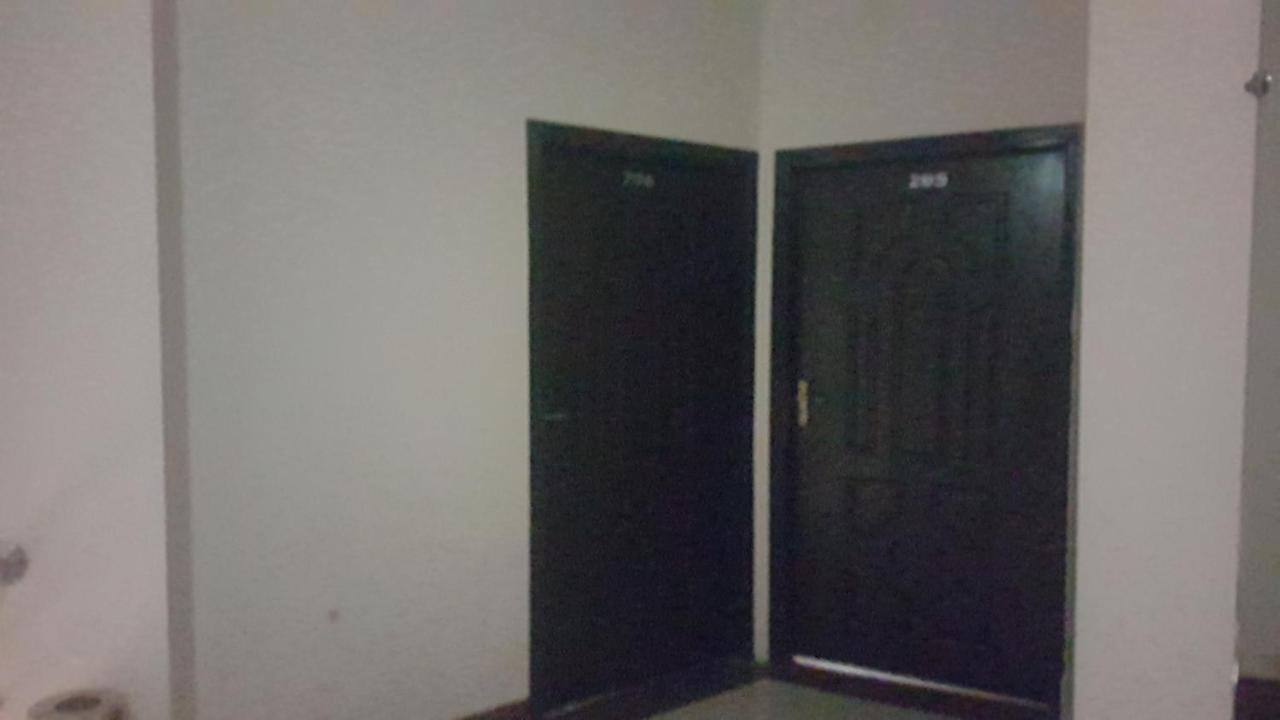 Midtown Hotel Rawalpindi Zewnętrze zdjęcie