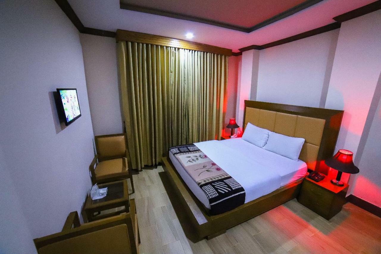 Midtown Hotel Rawalpindi Zewnętrze zdjęcie
